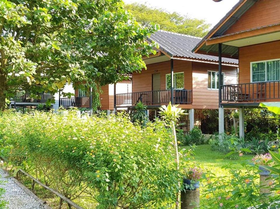 Pasanchai Bungalow Ванг Виенг Екстериор снимка