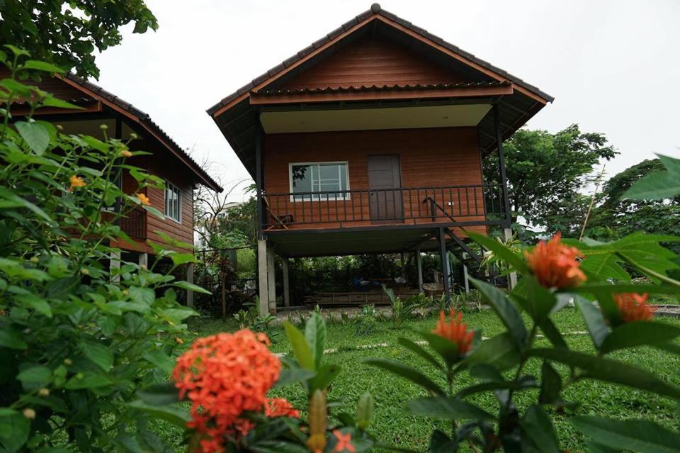 Pasanchai Bungalow Ванг Виенг Екстериор снимка