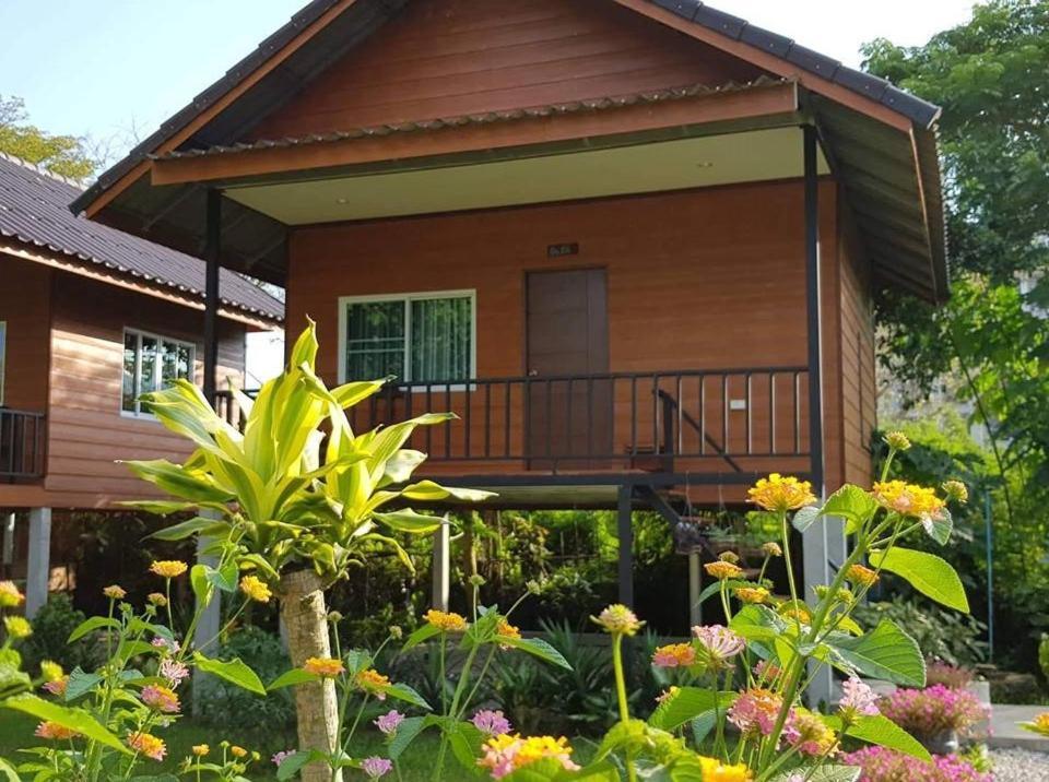 Pasanchai Bungalow Ванг Виенг Екстериор снимка